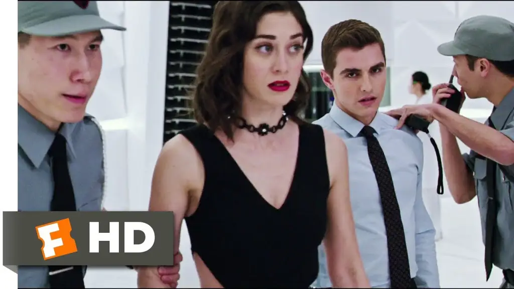 Salah satu adegan aksi menegangkan dalam film Now You See Me 2 Adegan aksi dalam film Now You See Me 2